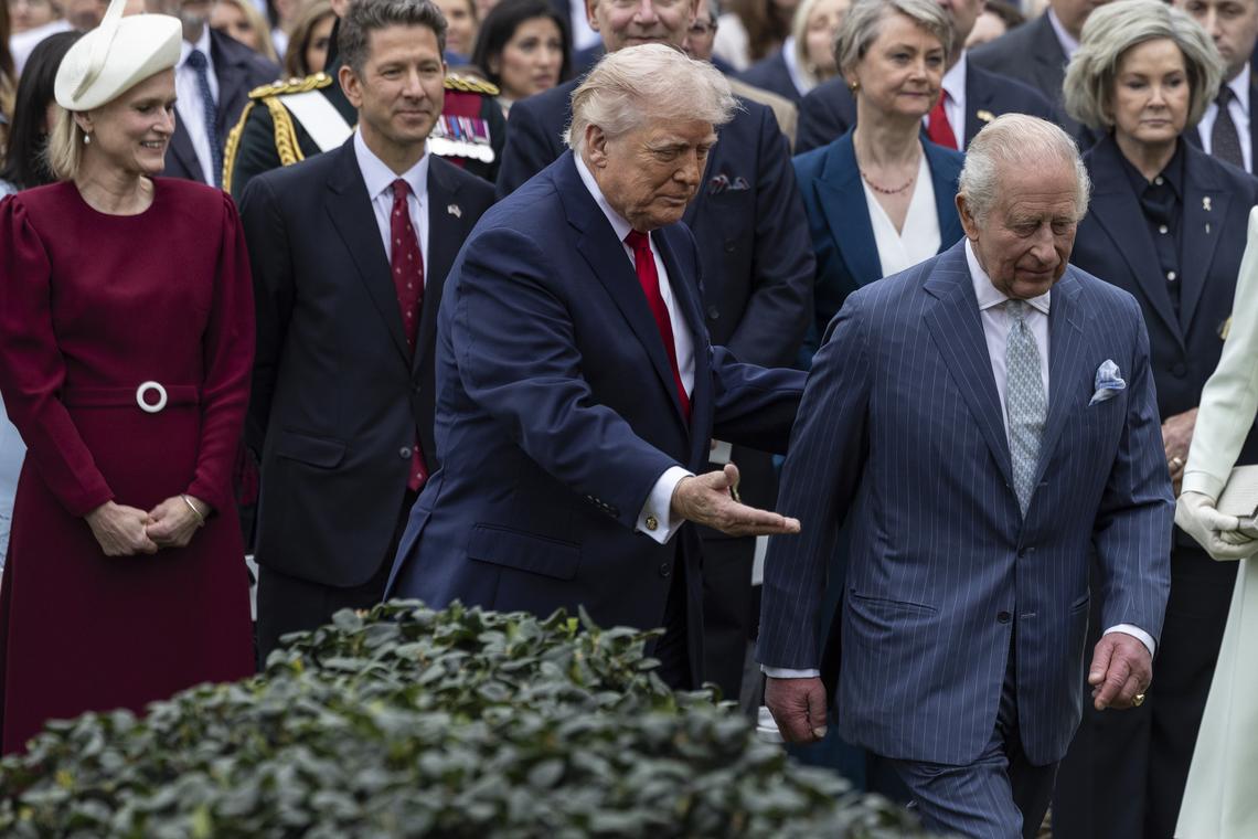 President Donald Trump walks with King Charles III during an arrival ceremony on the South Lawn of the White House in Washington, on Tuesday, April 28, 2026. (Anna Rose Layden/The New York Times)