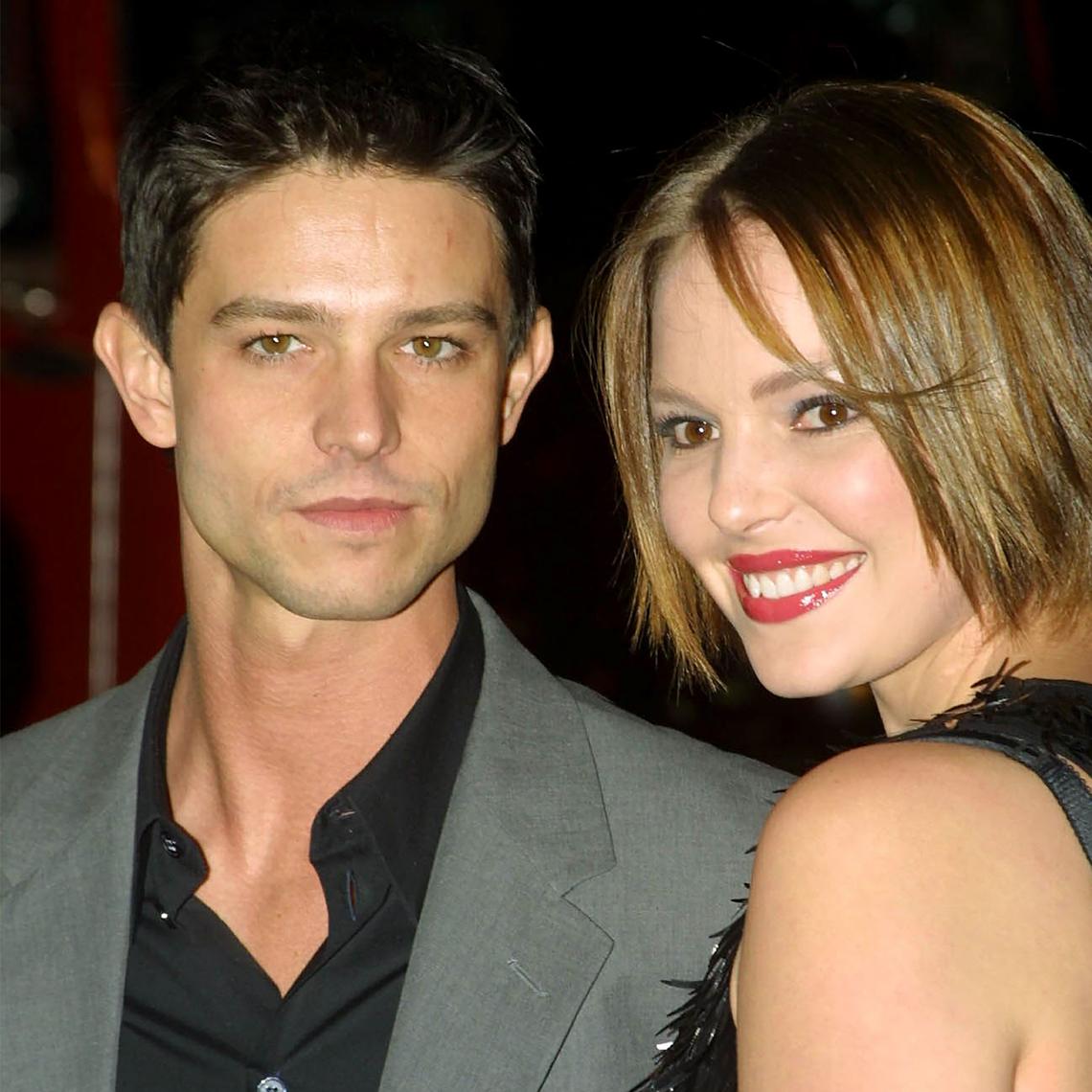  Peter Brooker/Shutterstock 