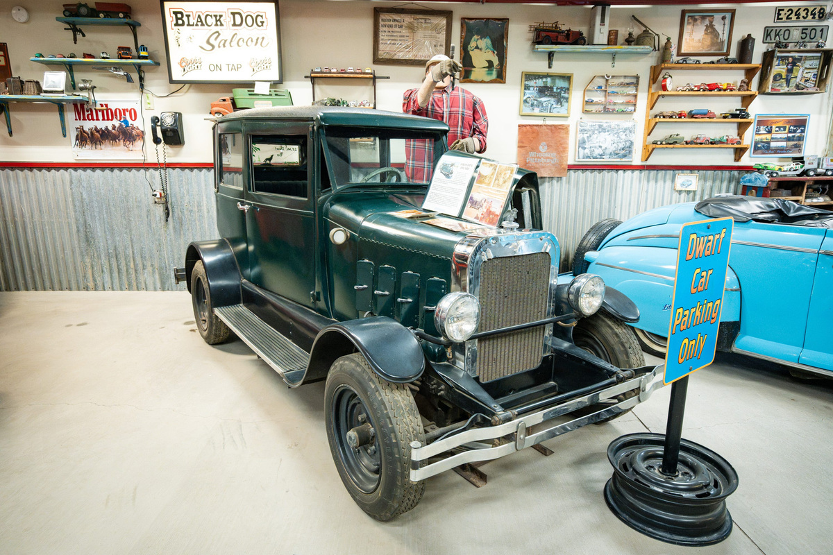 How an Arizona man turned 9 refrigerators into a car movement