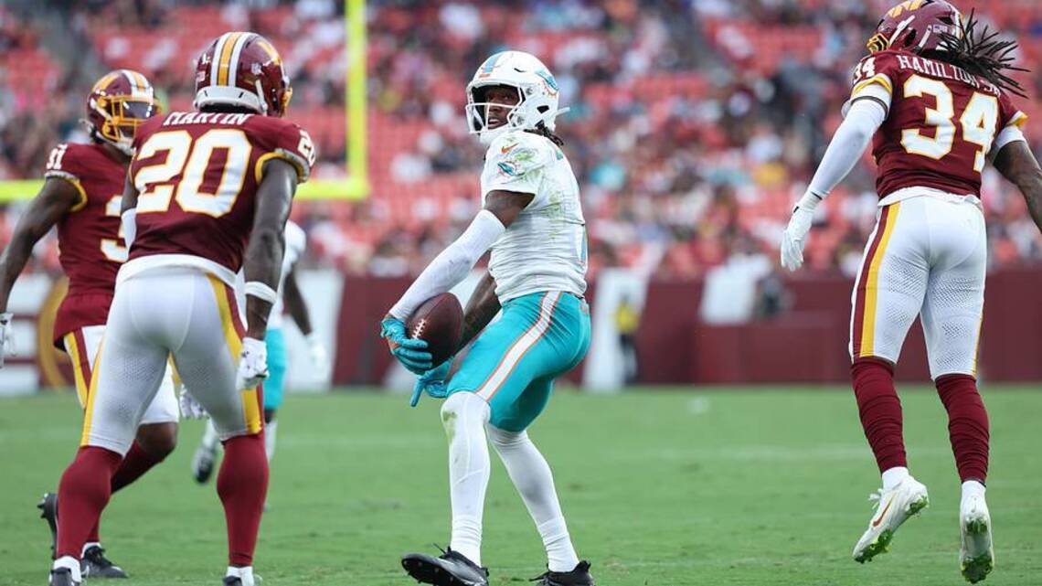 Five Instant Overreactions from Dolphins Preseason Opener:  Douglas, Johnson, and More