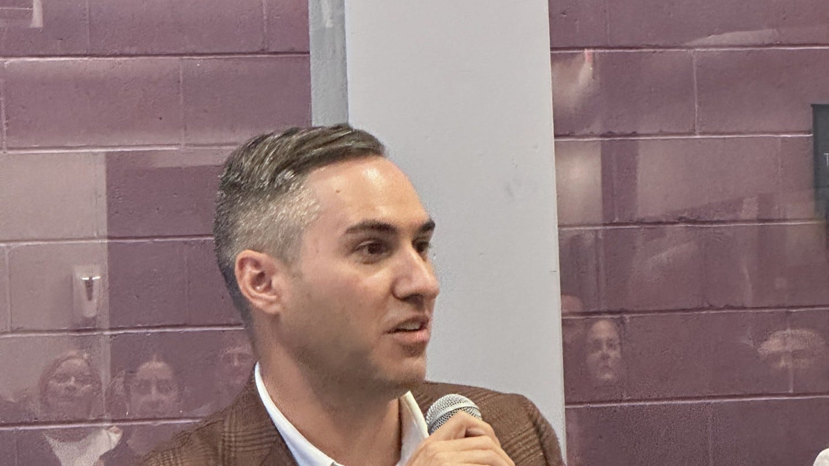 Phoenix council candidate Hermes did a u-turn on abortion | Exclusive