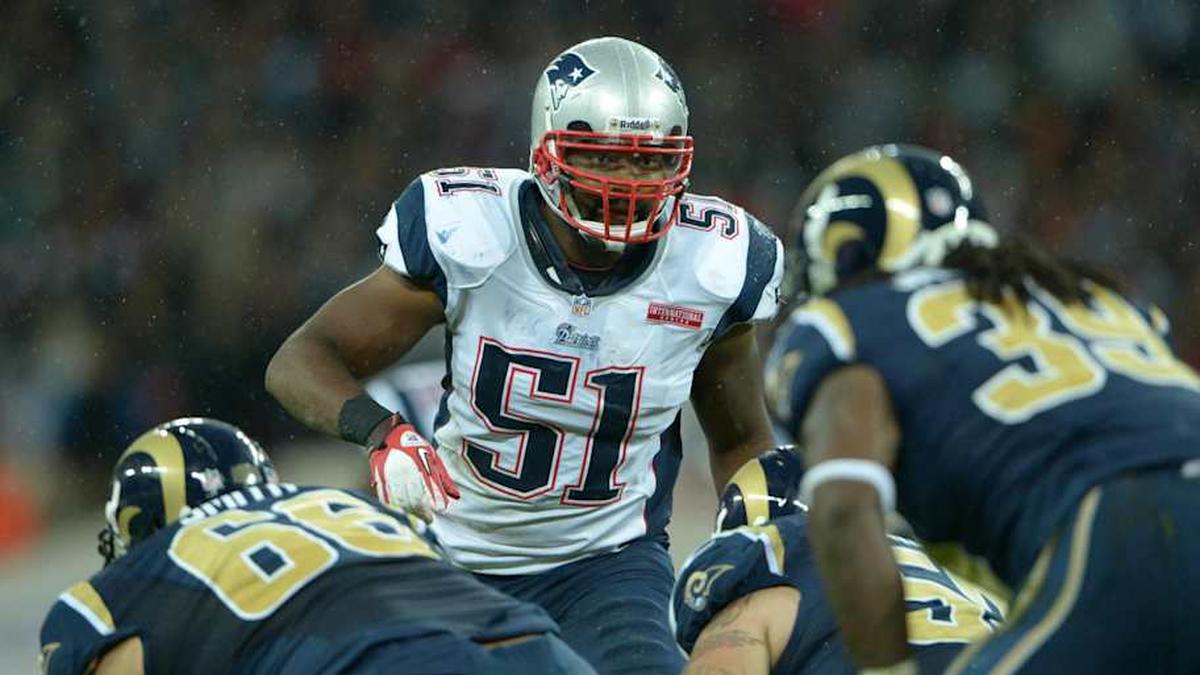  Oct 28,2012; London, UNITED KINGDOM; New England Patriots linebacker Jerod Mayo (51) during the 2012 NFL International Series game against the St. Louis Rams at Wembley Stadium. The Patriots defeated the Rams 45-7. Mandatory Credit: Kirby Lee/Image of Sport-Imagn Images | Kirby Lee-Imagn Images 