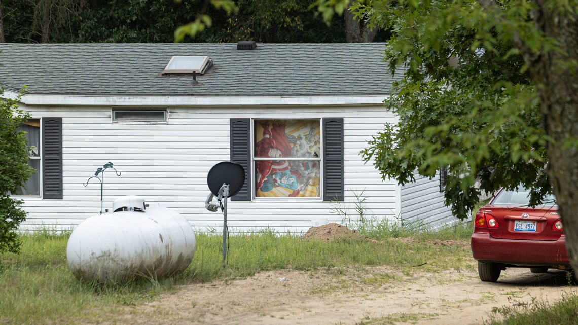 'She is a hero.' Family says teenager called 911 after shooting spree 