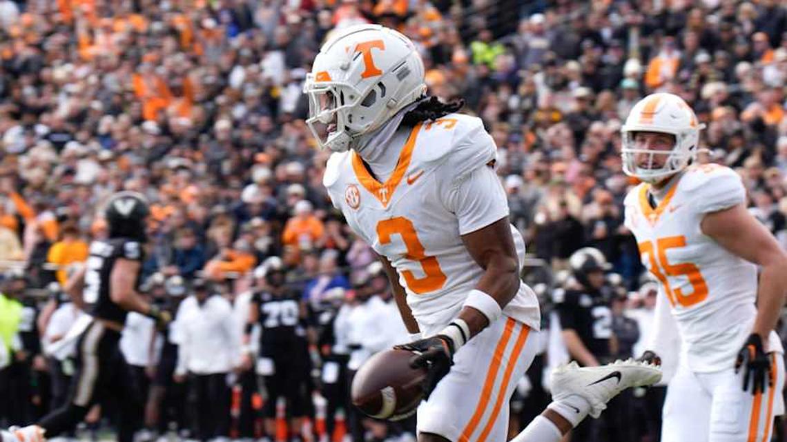  Tennessee defensive back Jermod McCoy (3) reacts after gaining control of a fumble during the second quarter at FirstBank Stadium in Nashville, Tenn., Saturday, Nov. 30, 2024. | Stephanie Amador / The Tennessean / USA TODAY NETWORK via Imagn Images 