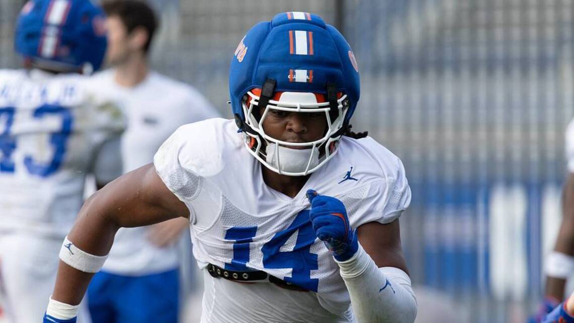 One Gators Freshman Who Has Stood Out to Myles Graham on Defense 