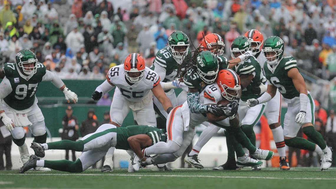 As Cleveland Browns' Run Game Reaches 'Code Red,' Todd Monken Has No Fix 