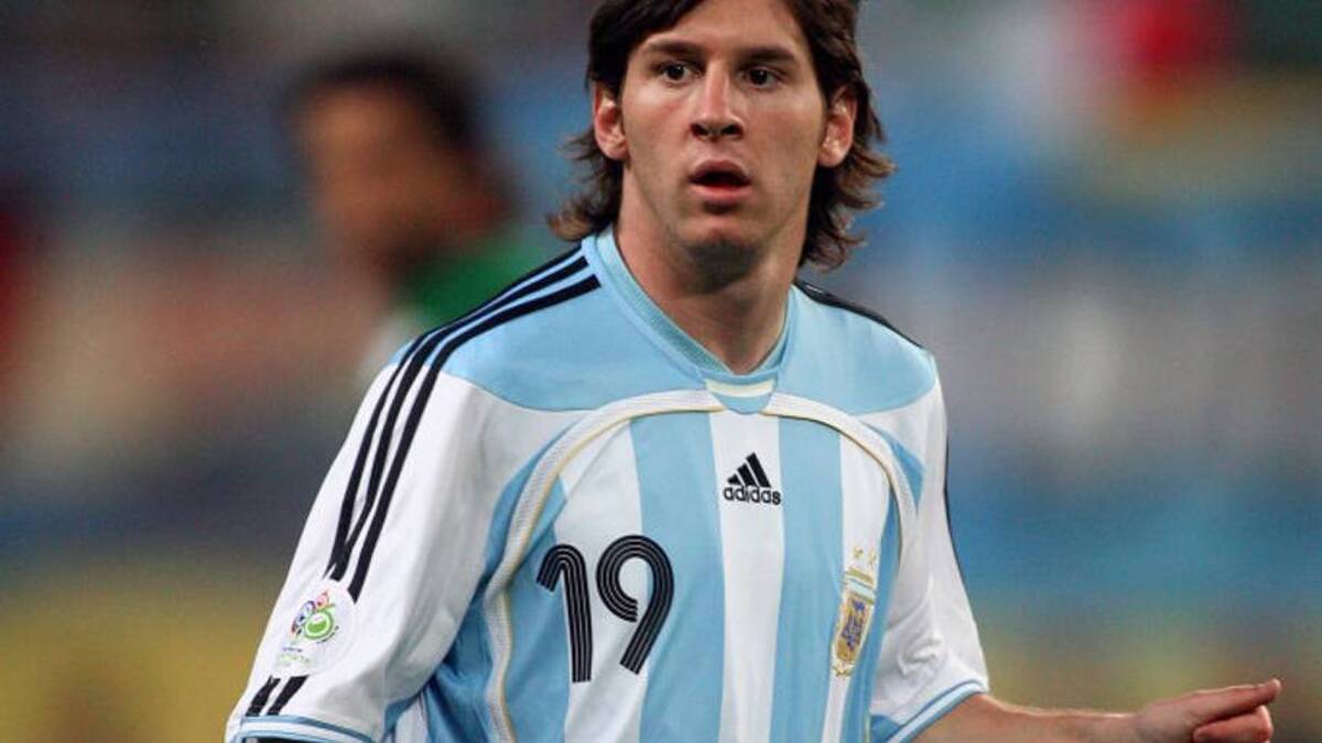  Messi debuted at the World Cup in 2006. | Richard Sellers/Sportsphoto/Allstar/Getty Images 