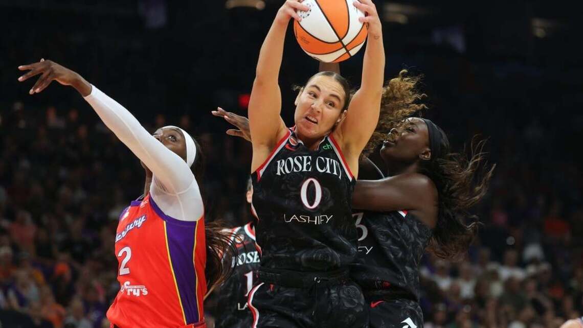 Fire storm back to beat Mercury, continue late-season run