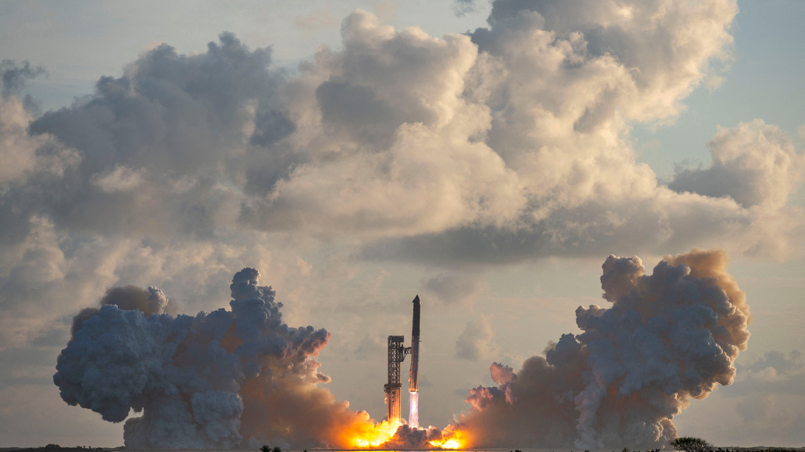 SpaceX's Starship makes orbital debut deploying satellites before early ending
