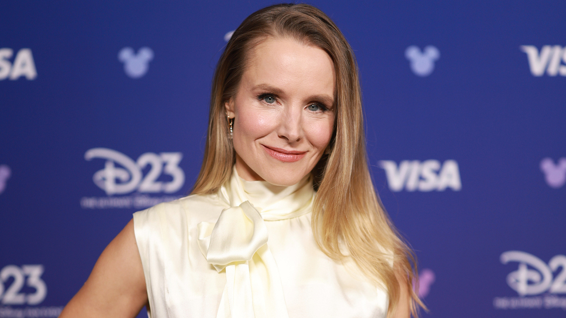 Kristen Bell Teams Up With Savannah Bananas for Surprise 'Frozen' Mashup 