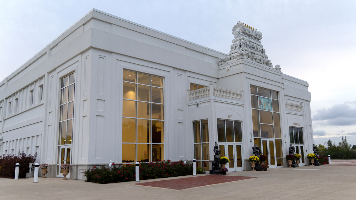 Commentary: As a thwarted mass shooting shows, we can't ignore hate against Hindu Americans 