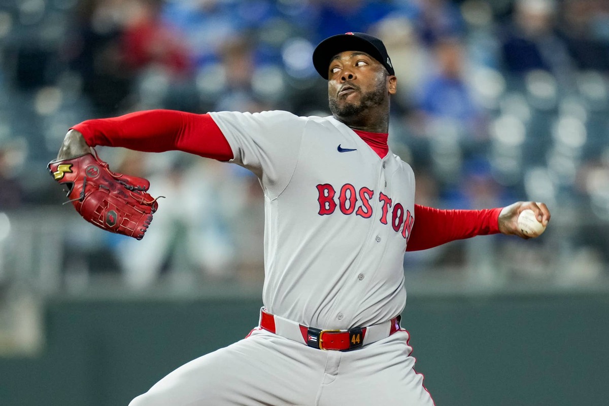 Aroldis Chapman's elite results mask underlying workload concerns, age-related risk, and hard contact. Jay Biggerstaff-Imagn Images