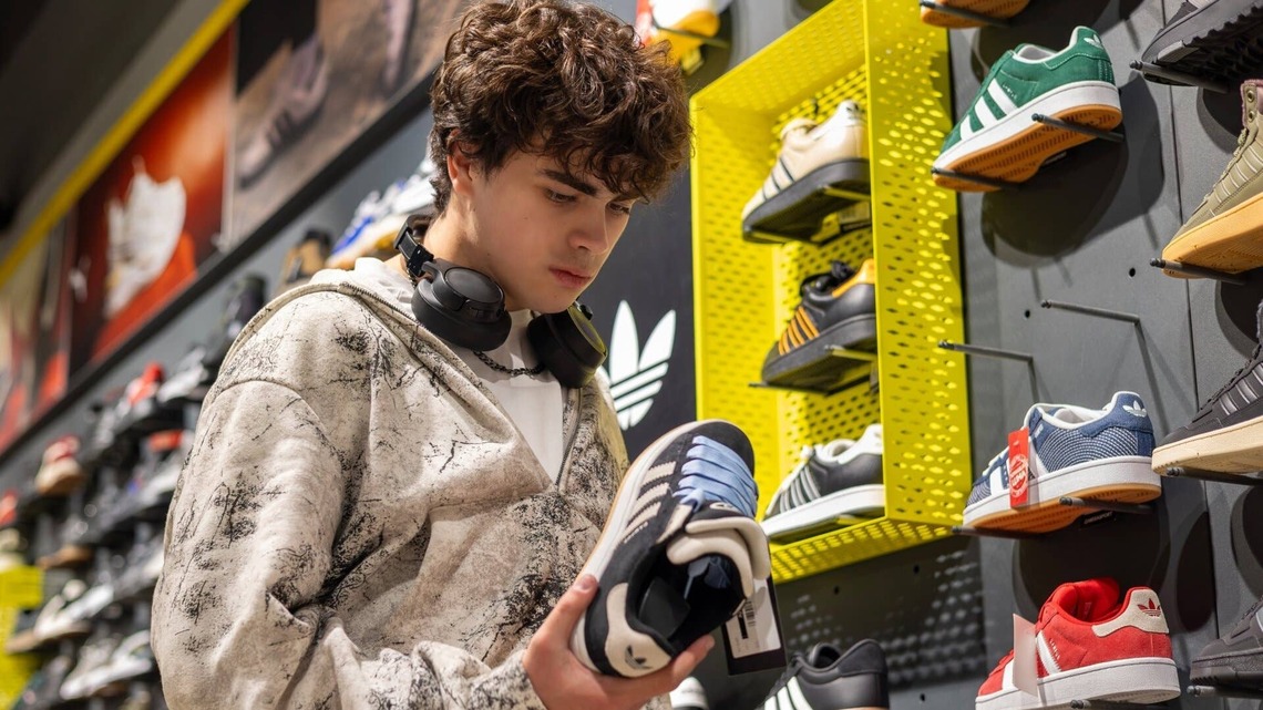 Dick's closes 51 WSS stores 