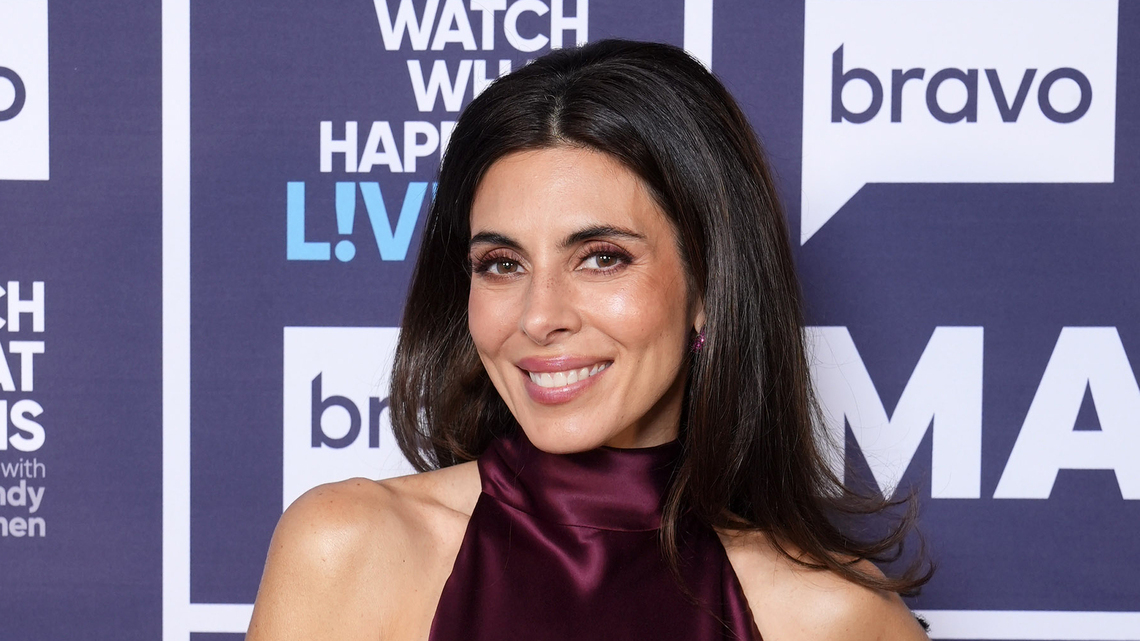 Jamie-Lynn Sigler 'Religiously' Uses This Resurfacing Face Serum 
