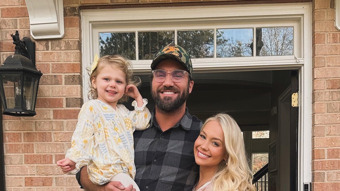 Country Singer RaeLynn Files for Divorce From Husband of 10 Years 