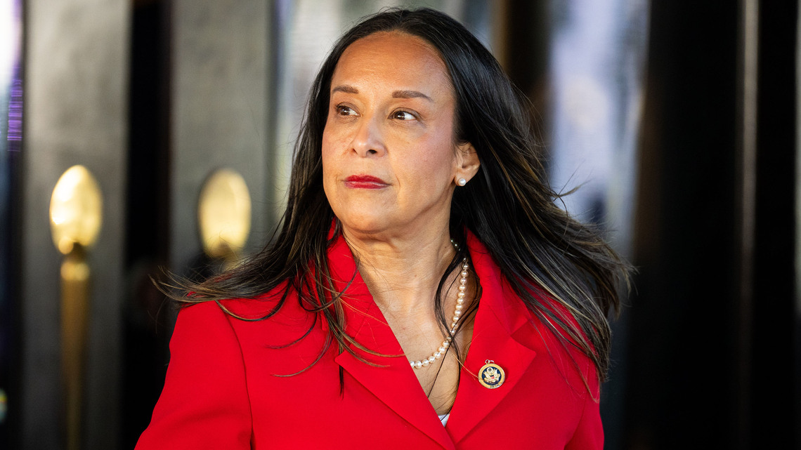 Analysis: 7 more House races shift toward Democrats in latest Inside Elections ratings changes 