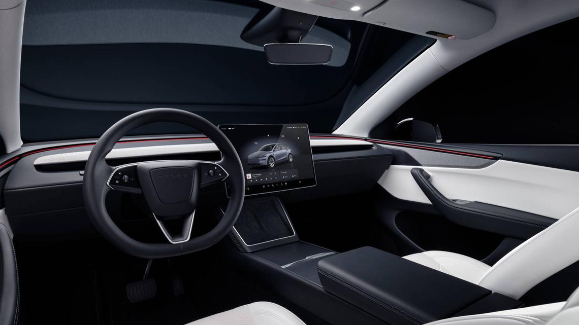  Are screens really the future? Tesla