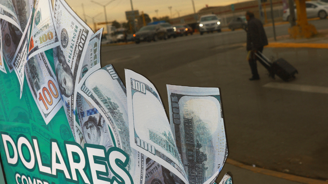 Monedas A.Latina suben tras dato de empleo en EEUU que reduce probabilidad de alza de tasas Fed 