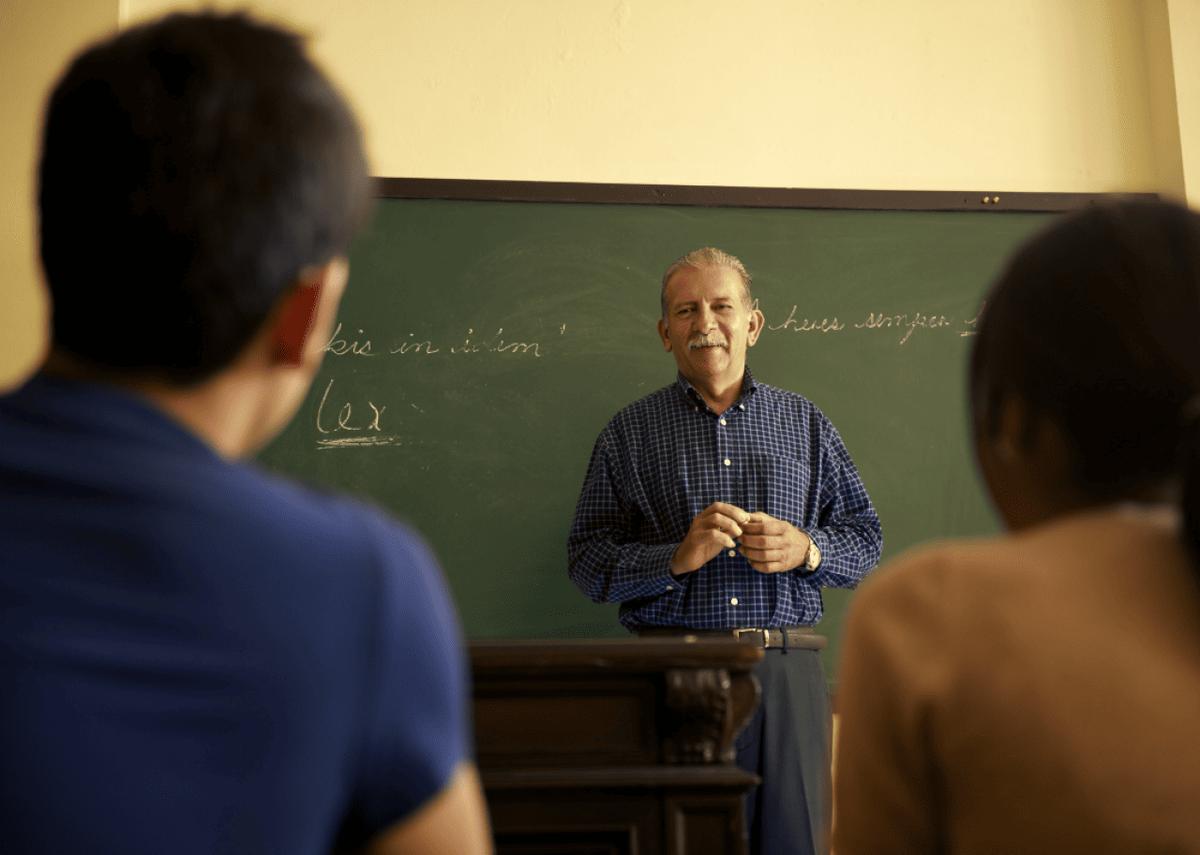  Diego Cervo // Shutterstock 