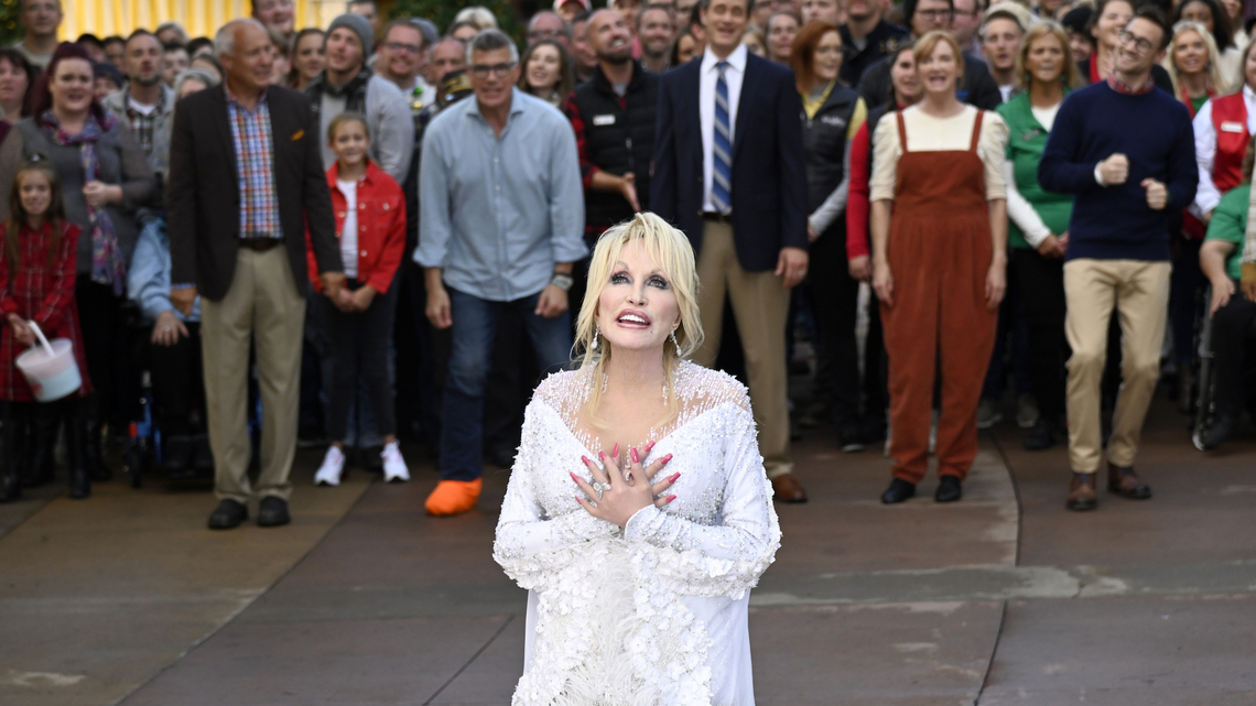 Dollywood President Mourns 'Dreamer in Chief' Dolly Parton After Her Death 