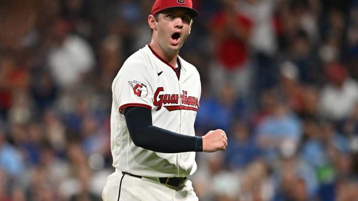 White Sox try to protect AL Central lead against Guardians