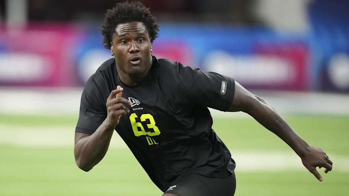 Assessing the Report of the Dolphins Looking to Move Up in Round 2