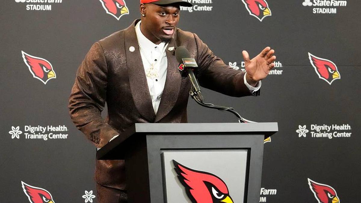  Jeremiyah Love is set to make his Cardinals debut against the Chargers in Week 1. | Rob Schumacher/The Republic / USA TODAY NETWORK via Imagn Images 