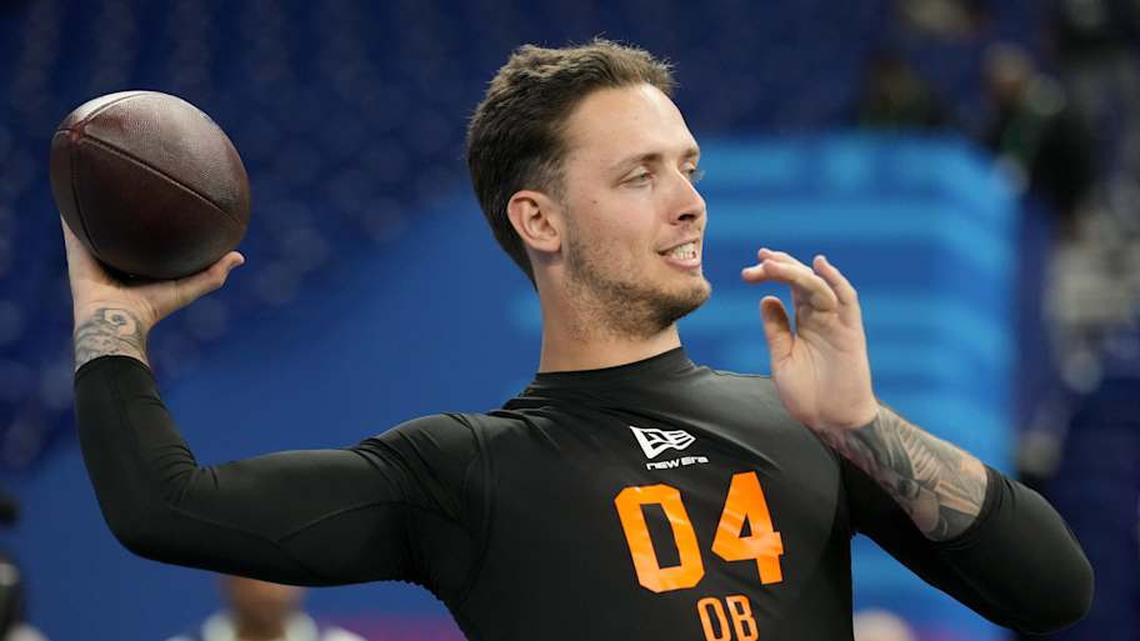  Feb 28, 2026; Indianapolis, IN, USA; Miami quarterback Carson Beck (QB04) during the NFL Scouting Combine at Lucas Oil Stadium. Mandatory Credit: Kirby Lee-Imagn Images | Kirby Lee-Imagn Images 
