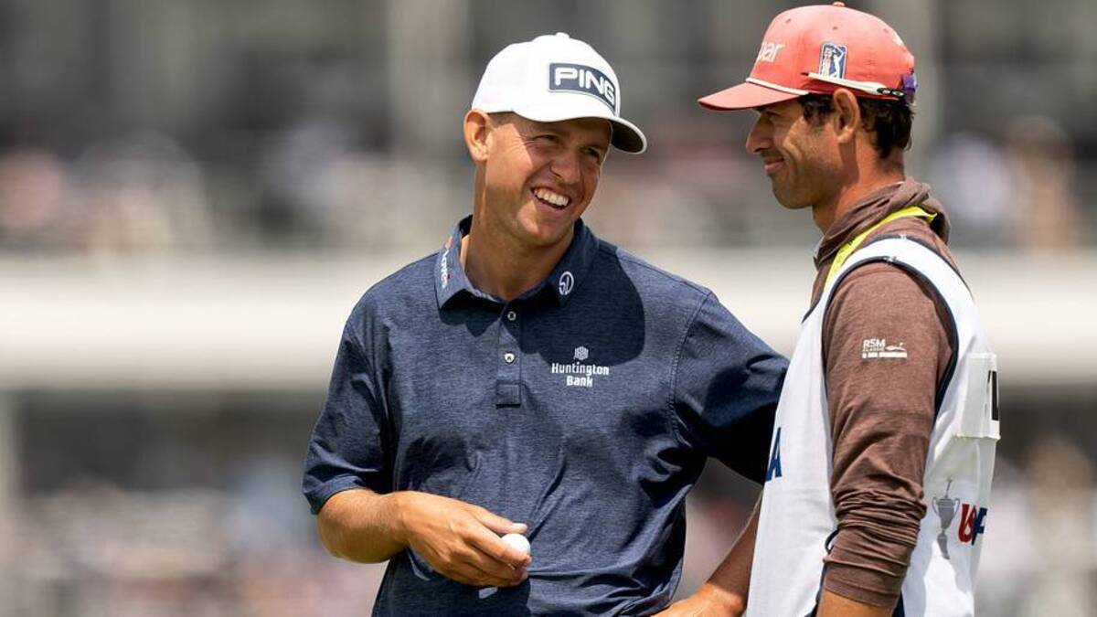  Stevens put together a great first round at Shinnecock, shooting a two-under 68 to start the U.S. Open. | Erick Rasco / Sports Illustrated 