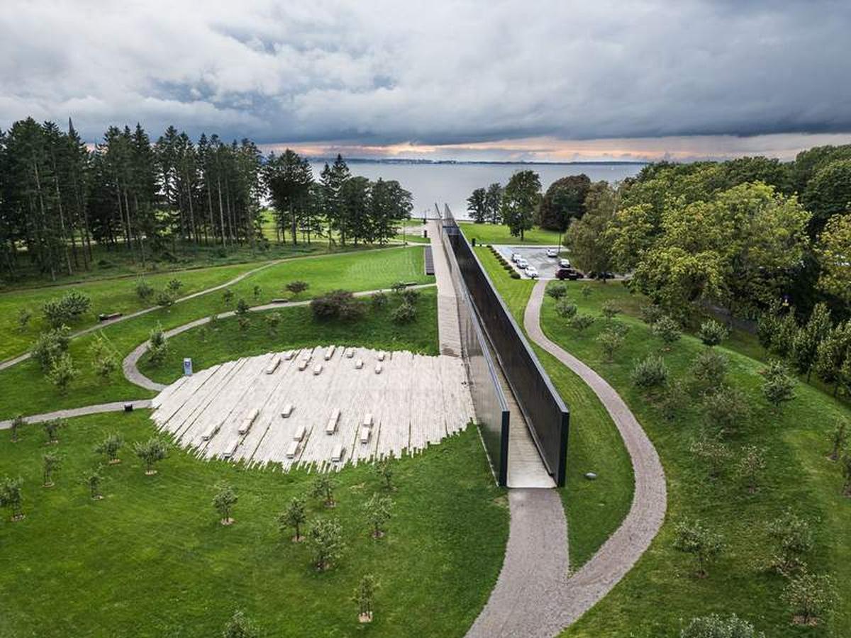  A Memorial to the Estonian Victims of Communism. Photo credit: Simon Lock/MyEclecticImages 