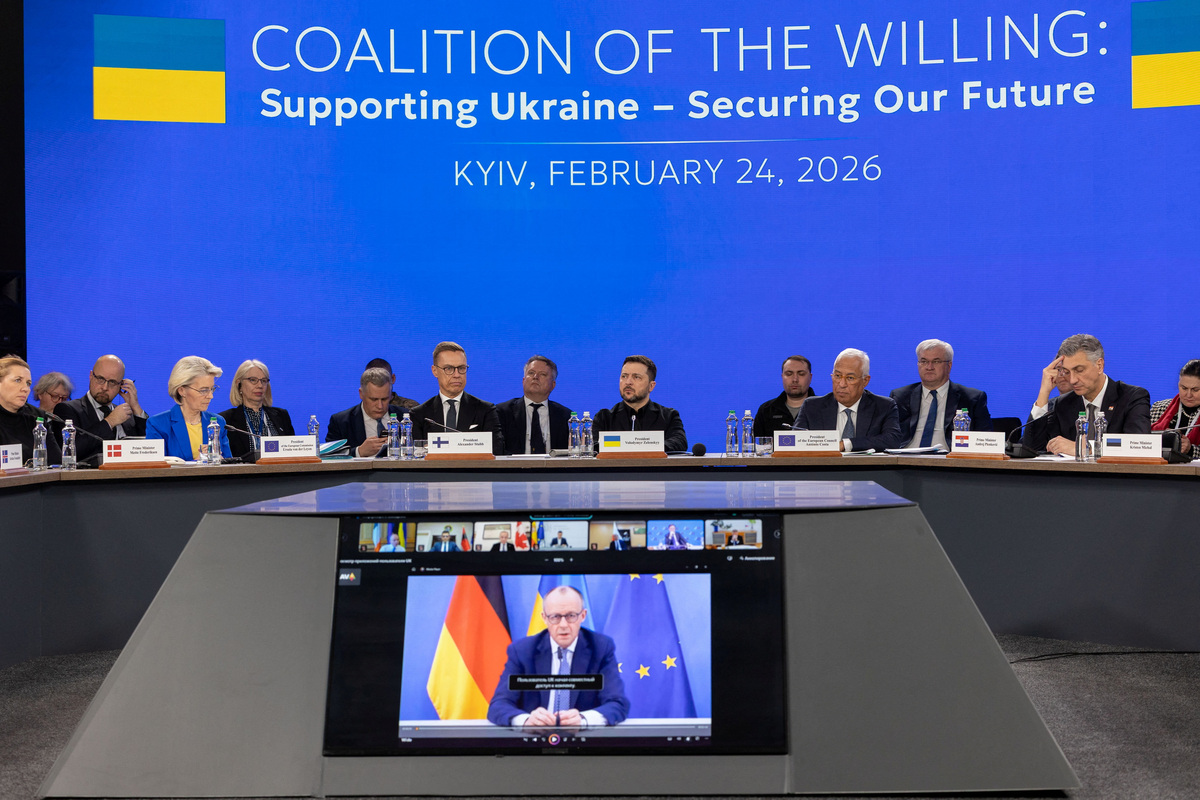 FILE PHOTO: Ukrainian President Volodymyr Zelenskiy and EU leaders attend a meeting of 'Coalition of the Willing', amid Russia's attack on Ukraine, in Kyiv, Ukraine February 24, 2026. Ukrainian Presidential Press Service/Handout via REUTERS/File Photo