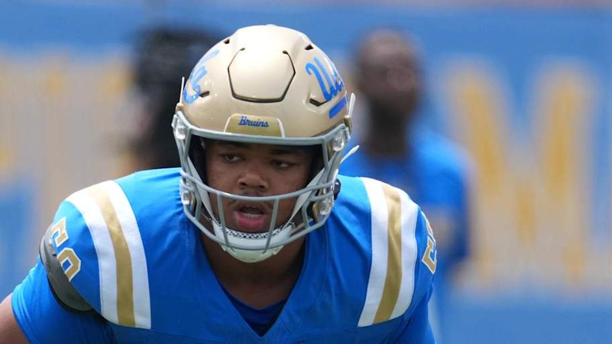  May 2, 2026; Pasadena, CA, USA; UCLA Bruins offensive lineman Jaylan Jeffers (58) during the spring game at Rose Bowl. Mandatory Credit: Kirby Lee-Imagn Images | Kirby Lee-Imagn Images 