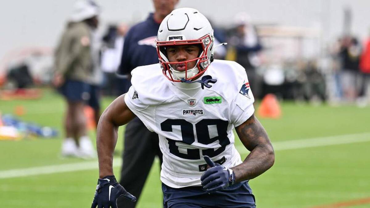  Jun 9, 2025; Foxborough, MA, USA; New England Patriots wide receiver Jeremiah Webb (29) does a drill during minicamp at Gillette Stadium. Mandatory Credit: Eric Canha-Imagn Images | IMAGN IMAGES via Reuters Connect 