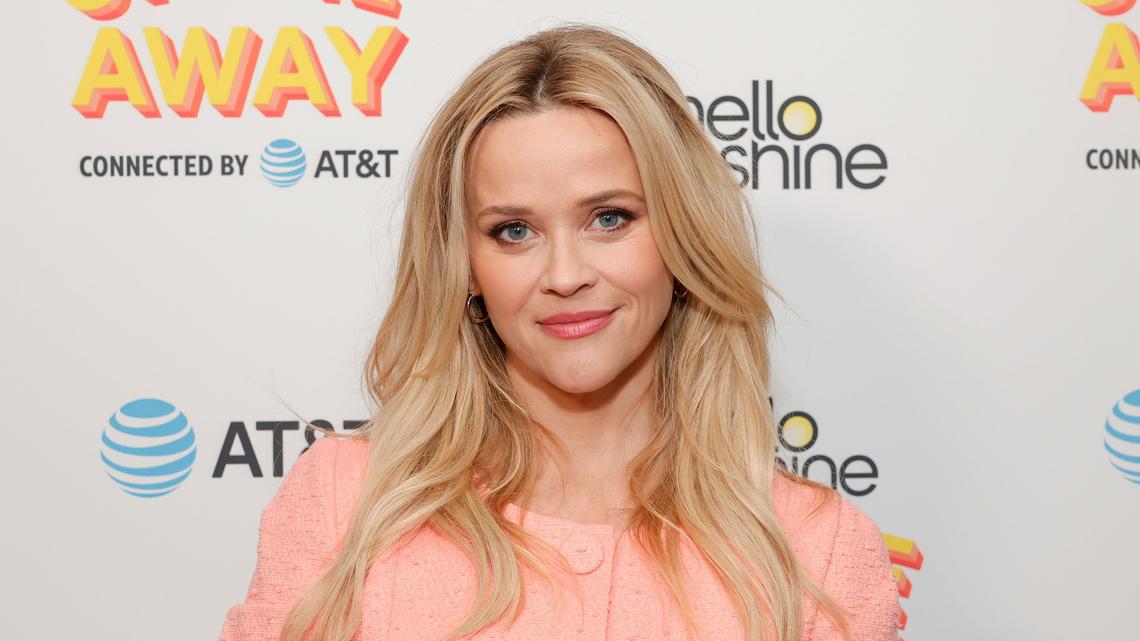 Reese Witherspoon Just Channeled Elle Woods in This Summery Top Style 