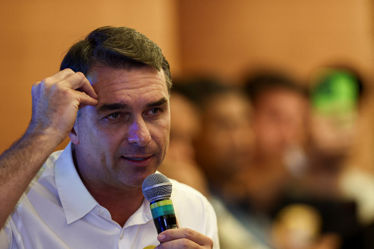 Rallying in Sao Paulo, presidential candidates seek votes and political ...