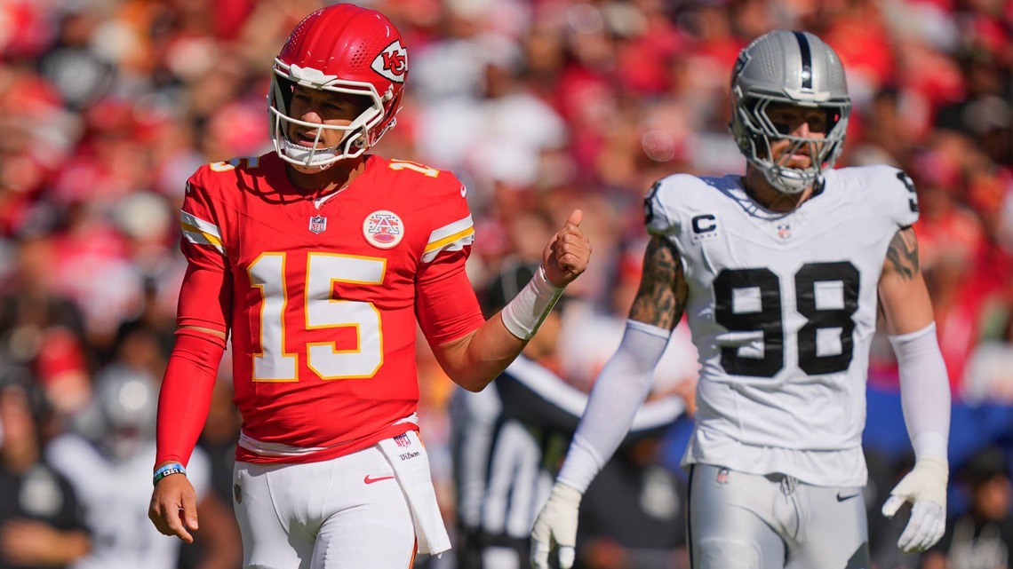 Raiders' Pass Rush Could Give Them an Edge vs. Chiefs in Battle of Unbeatens 