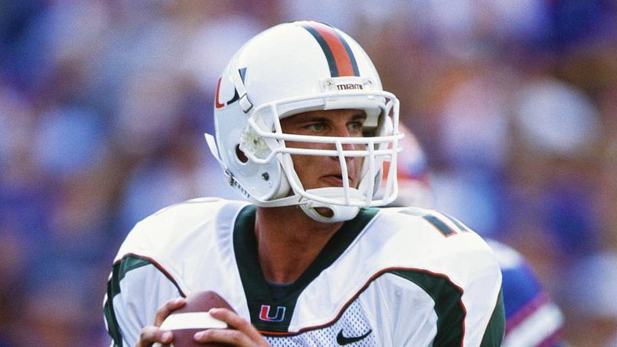  Sep 7, 2002; Jacksonville, FL, USA; FILE PHOTO; Miami Hurricanes quarterback Ken Dorsey (11) in action against the Florida Gators at Ben Hill Griffin Stadium. Mandatory Credit: RVR Photos-USA TODAY Network | RVR Photos-Imagn Images 
