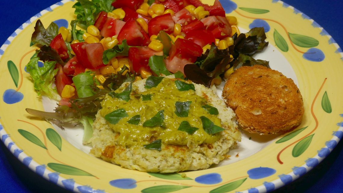 Quick Fix: Pesto Crab Cakes and Tomato Corn Salad