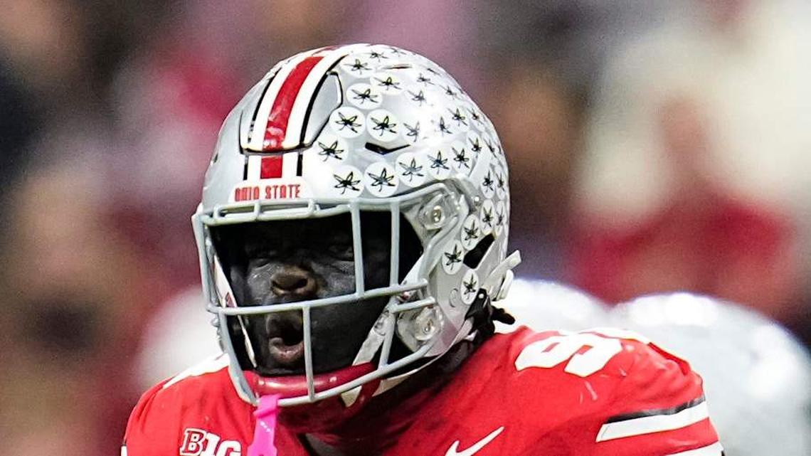  Ohio State Buckeyes defensive tackle Kayden McDonald (98) celebrates during the first half of the Big Ten Conference championship game against the Indiana Hoosiers at Lucas Oil Stadium in Indianapolis on Dec. 6, 2025. | Adam Cairns/Columbus Dispatch / USA TODAY NETWORK via Imagn Images 