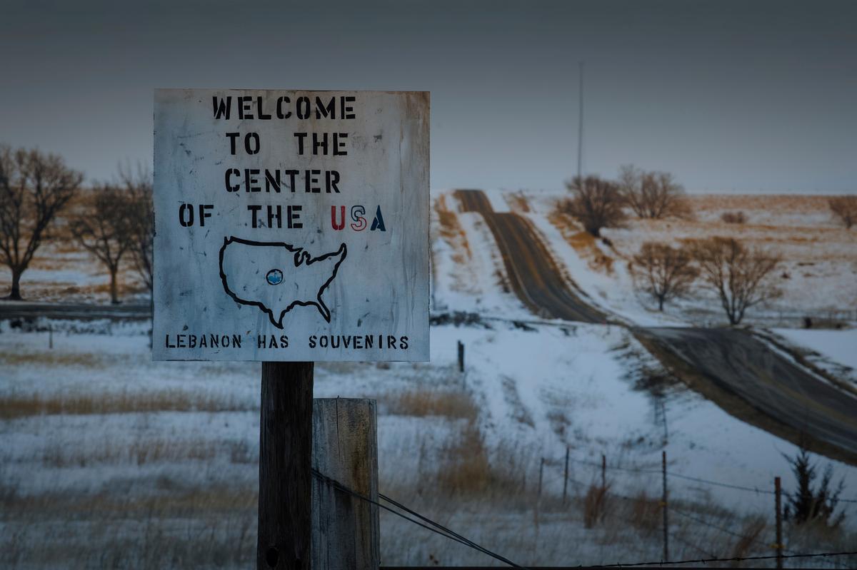 Bruce Springsteen appears in a Jeep ad that aired during the Super Bowl, filmed in Lebanon, Kansas.