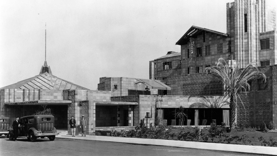 How the Arizona Biltmore became a desert icon