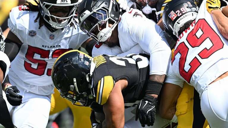Falcons agree to 4-year, $78M deal with Gervon Dexter Sr. 