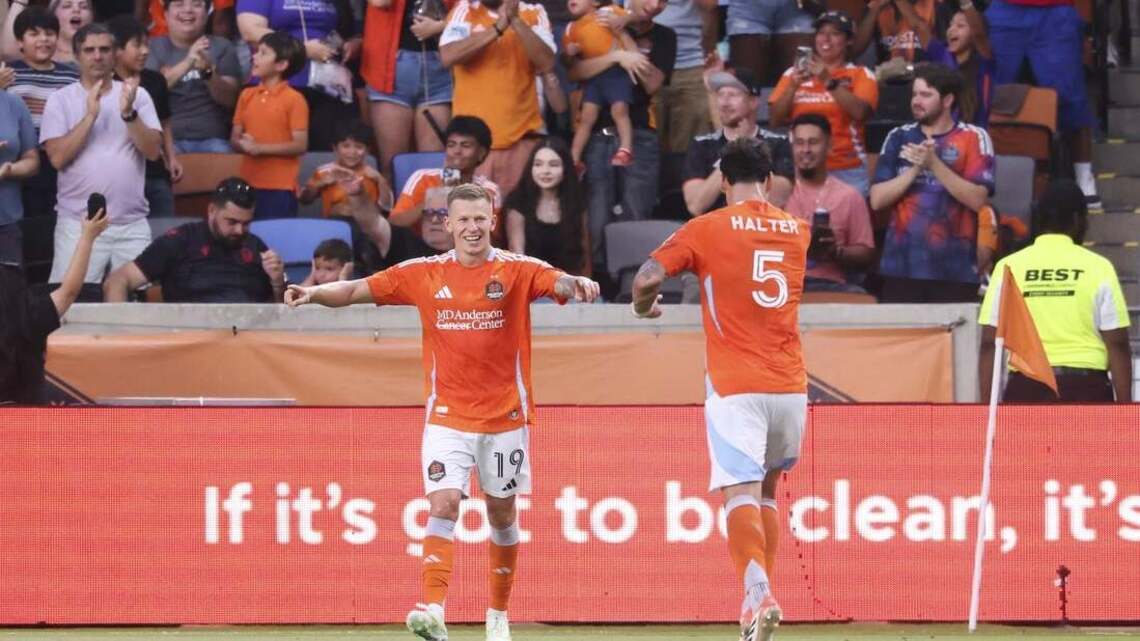 Mateusz Bogusz brace carries Dynamo past Austin FC 