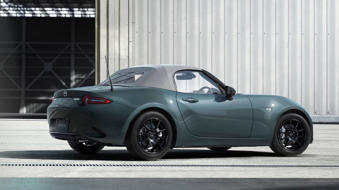 Mazda's New Green Paint Almost Didn't Make It to the MX-5 Miata