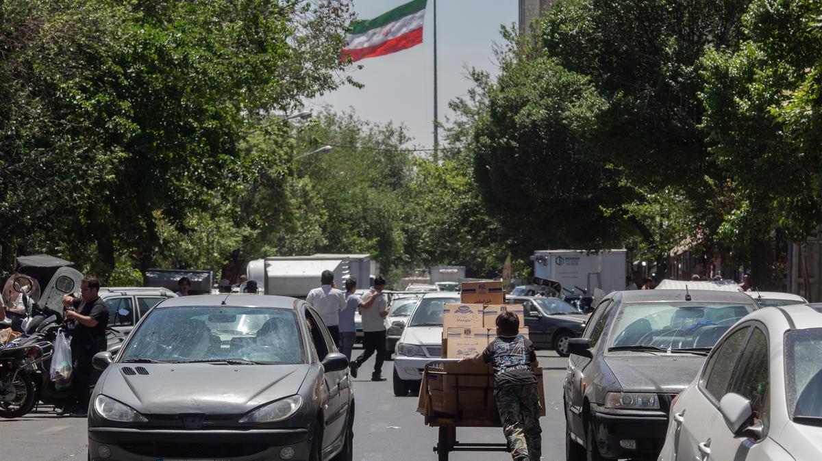 Traffic near a wholesale bazaar in Tehran, Iran, May 9, 2026. Saudi Arabia and the United Arab Emirates separately carried out strikes on Iran in retaliation for attacks conducted against them during the war in the Middle East, two current and one former senior U.S. officials said. (Arash Khamooshi/The New York Times)