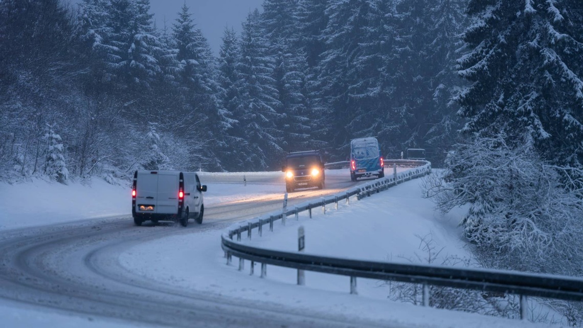 New NOAA Map Shows Up to 5 Inches of Snow Heading for the Rockies