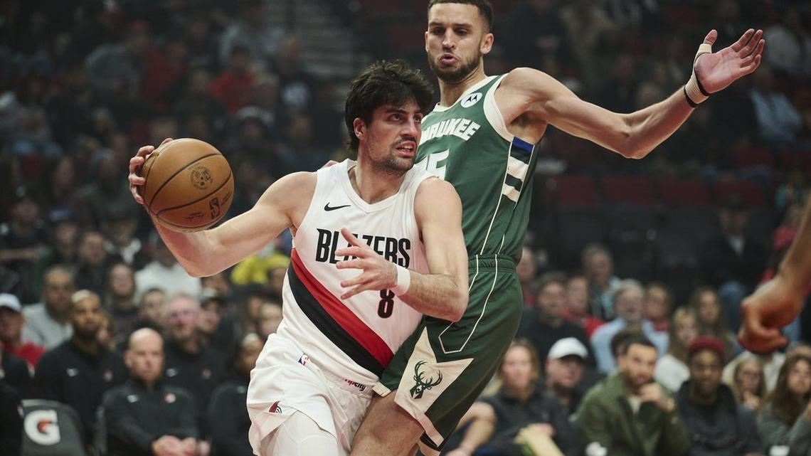 Trail Blazers hammer hapless Bucks 