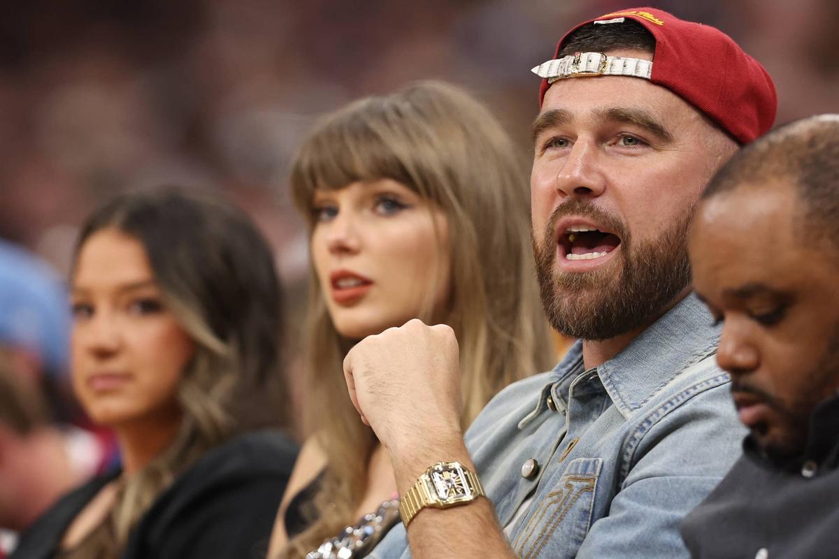 May 23, 2026; Cleveland, Ohio, USA; Travis Kelce reacts during second quarter between the New York Knicks and Cleveland Cavaliers during game three of the eastern conference finals for the 2026 NBA playoffs at Rocket Arena. Mandatory Credit: Scott Galvin-Imagn Images 
