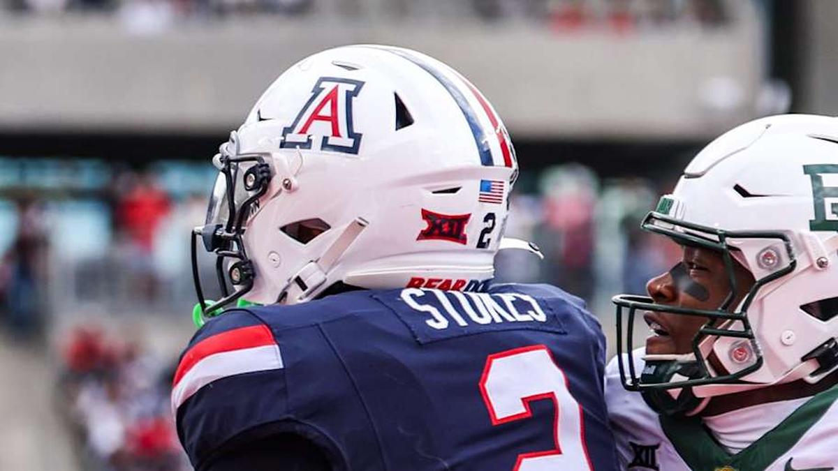  Nov 22, 2025; Tucson, Arizona, USA; Arizona Wildcats defensive back Treydan Stukes (2) intercepts the ball in the end zone during the fourth quarter of the game against the Baylor Bears at Casino Del Sol Stadium. Mandatory Credit: Aryanna Frank-Imagn Images | Aryanna Frank-Imagn Images 