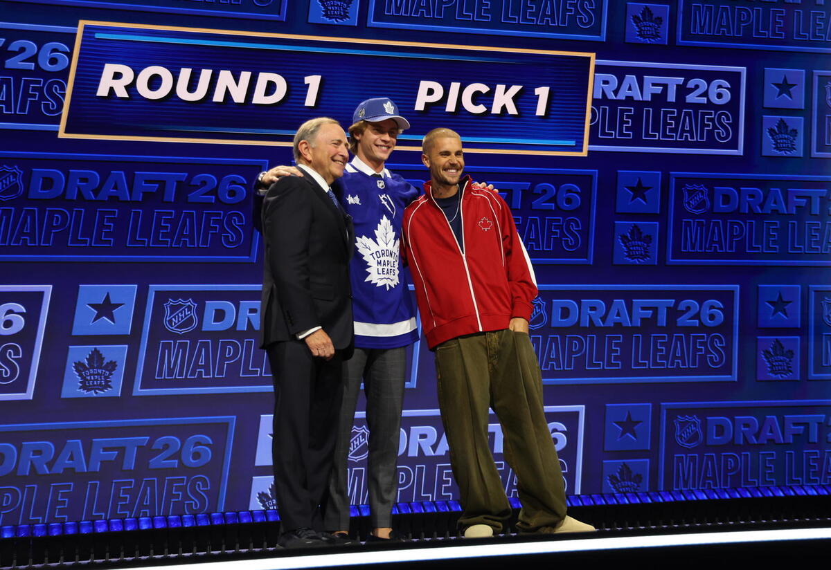  2026 NHL Draft Grades: Maple Leafs, Sharks Score Well, Unimpressive Hauls For Lightning, Flyers 